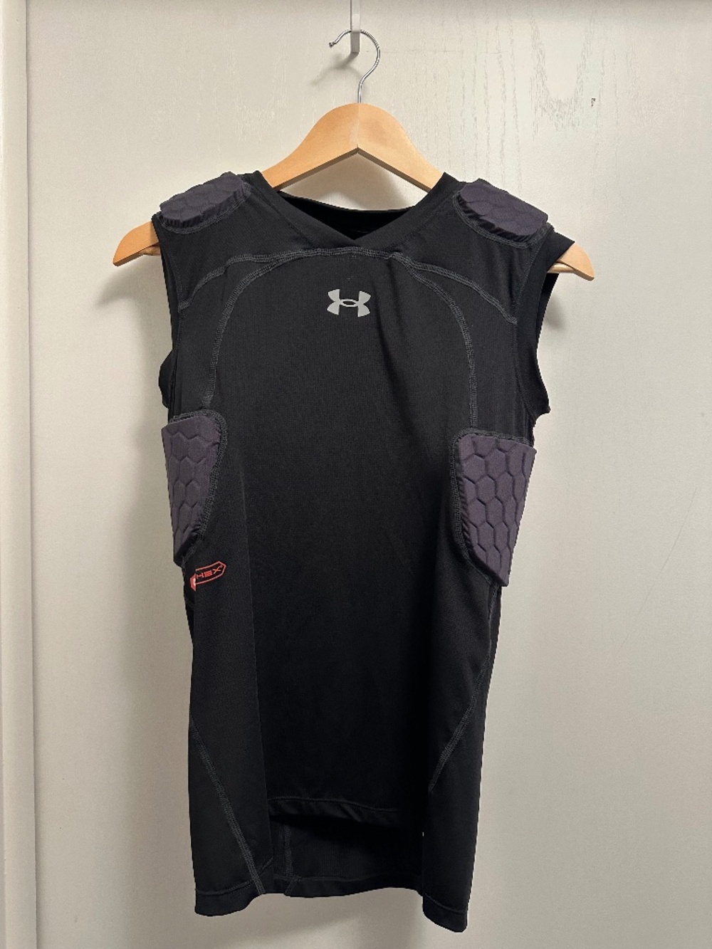 Under Armour HeatGear Padded Football Compression Shirt Mens Small S Black